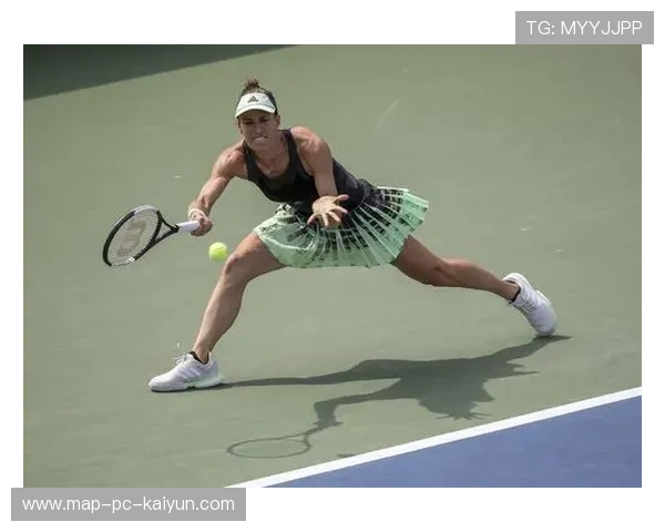 800自决赛场上 梅尔滕斯技战术兼备，梅尔滕斯 网球